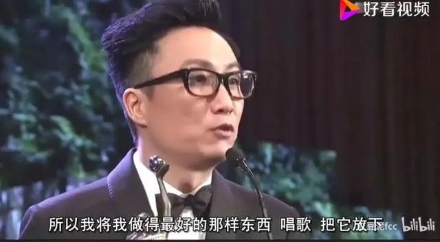 邓紫棋画歌词，邓紫棋画歌词含义（藏在歌词里的意难平……）