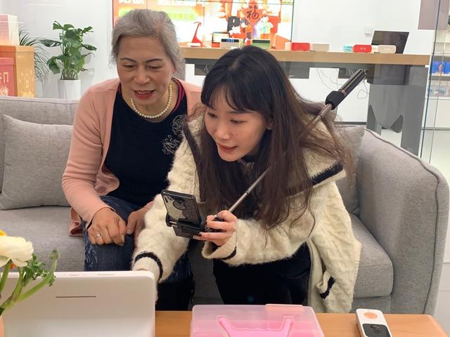 天猫客服热线电话人工服务，天猫客服电话人工服务24小时（推出五大居家养老智能生活方案）