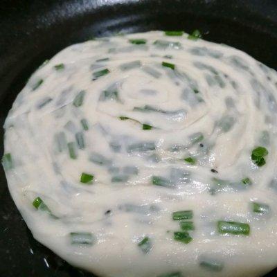 大量小葱可以做什么菜，小葱可以用来做什么菜（自种小葱做的葱油饼要美味）