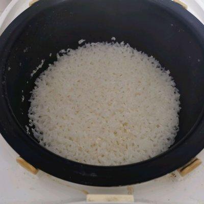 八宝饭的家常做法步骤，家常八宝饭的做法（忙里偷个懒，轻松来一碗八宝饭）