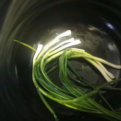 家常牛肉烧萝卜怎么做，牛肉烧萝卜怎么做家常做法（李孃孃爱厨房之一一白萝卜烧牛肉）