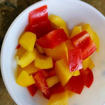 家常牛肉烧萝卜怎么做，牛肉烧萝卜怎么做家常做法（李孃孃爱厨房之一一白萝卜烧牛肉）