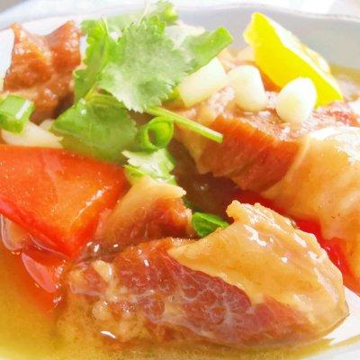 家常牛肉烧萝卜怎么做，牛肉烧萝卜怎么做家常做法（李孃孃爱厨房之一一白萝卜烧牛肉）