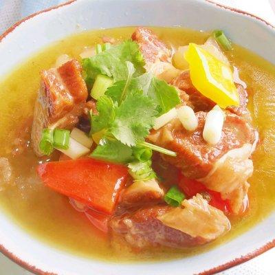家常牛肉烧萝卜怎么做，牛肉烧萝卜怎么做家常做法（李孃孃爱厨房之一一白萝卜烧牛肉）