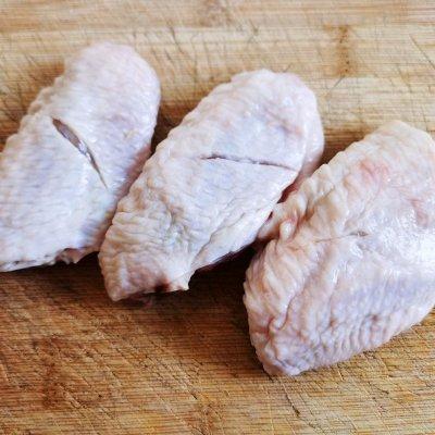 炸鸡粉是什么粉，炸鸡粉怎么调配才能酥脆（香酥鸡翅）