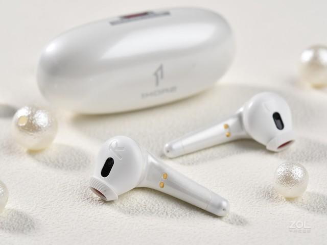 情人节该送什么礼物，浪漫情人节该送什么礼物（送TA一个情人节最佳礼物）