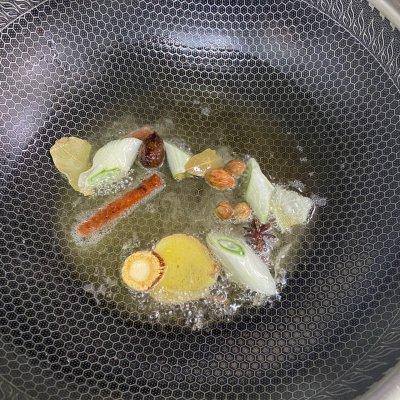 口水鸡是哪个地方的菜，口水鸡（口水鸡一天不吃就馋）