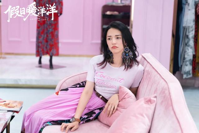 2月14情人节送什么，2月14号情人节送什么礼物（情人节最佳送礼列表借你抄）