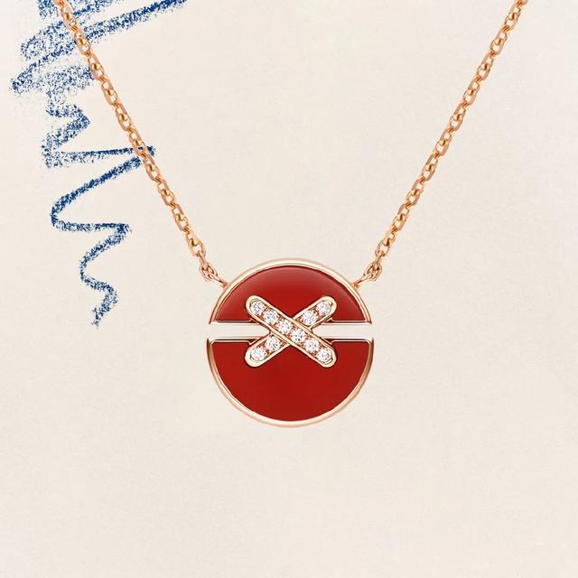 2月14情人节送什么，2月14号情人节送什么礼物（情人节最佳送礼列表借你抄）