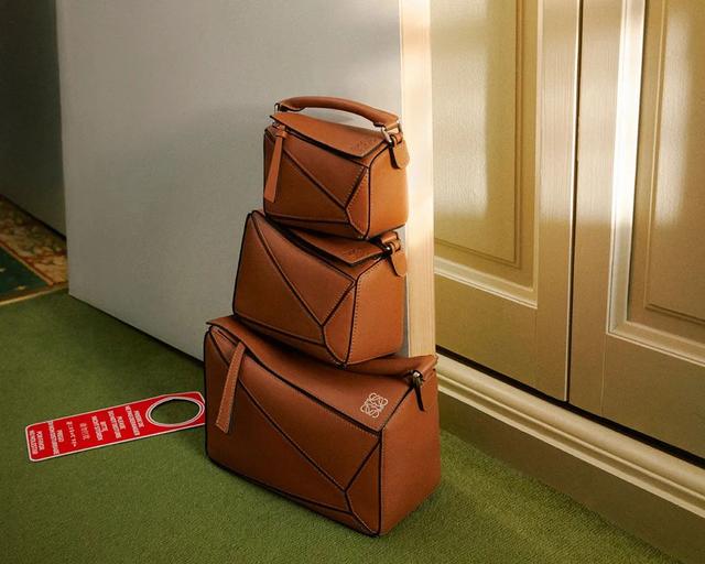 2月14情人节送什么，2月14号情人节送什么礼物（情人节最佳送礼列表借你抄）