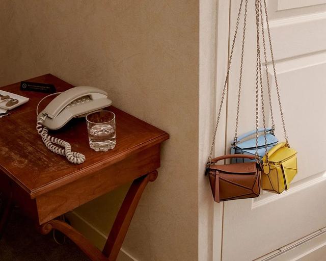 2月14情人节送什么，2月14号情人节送什么礼物（情人节最佳送礼列表借你抄）