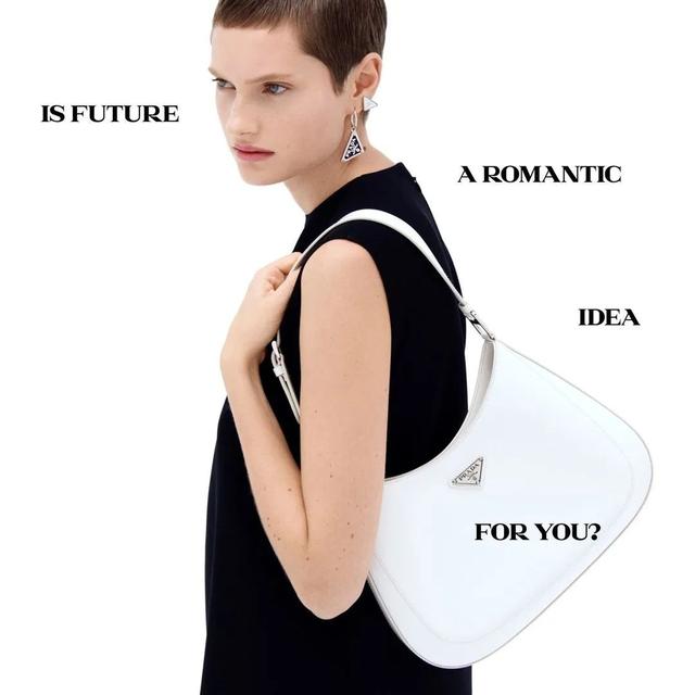 2月14情人节送什么，2月14号情人节送什么礼物（情人节最佳送礼列表借你抄）