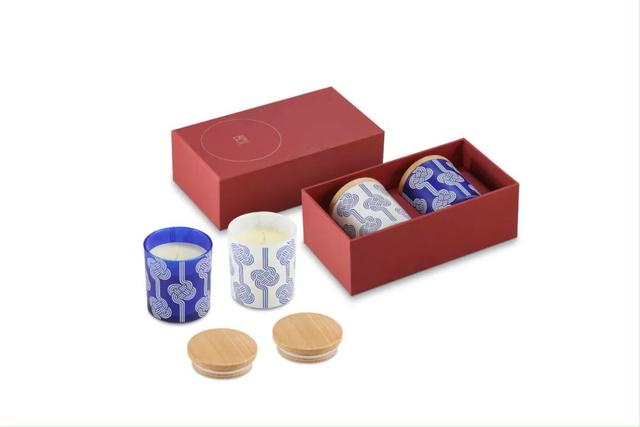 2月14情人节送什么，2月14号情人节送什么礼物（情人节最佳送礼列表借你抄）