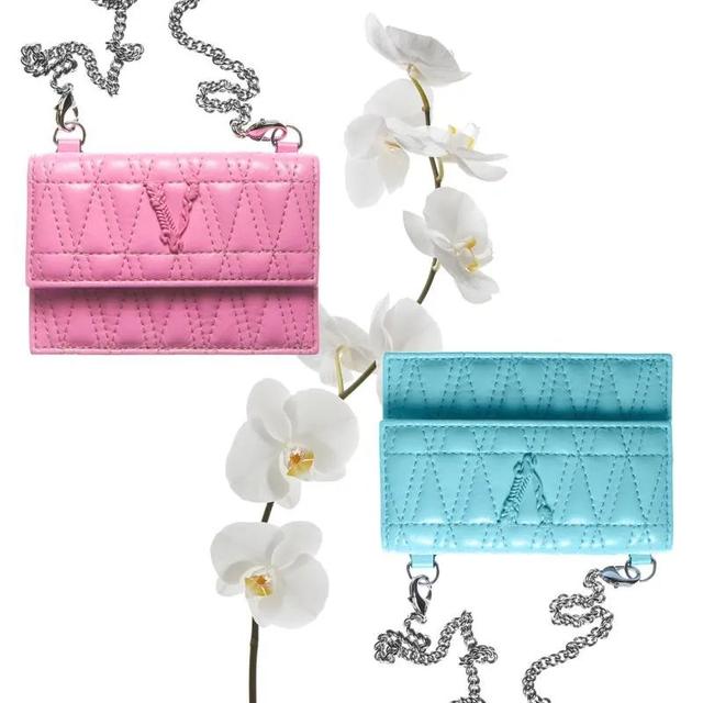 2月14情人节送什么，2月14号情人节送什么礼物（情人节最佳送礼列表借你抄）