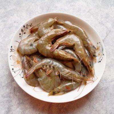 香菇虾仁饺子的做法，香菇虾饺子馅做法大全（香菇虾仁饺子#钟于经典传统味#）