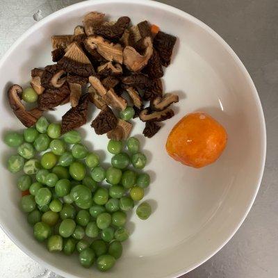 正宗荷叶鸡做法配料，成品荷叶鸡的吃法（我一年四季都想吃）