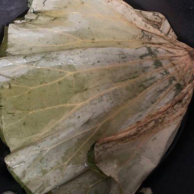 正宗荷叶鸡做法配料，成品荷叶鸡的吃法（我一年四季都想吃）