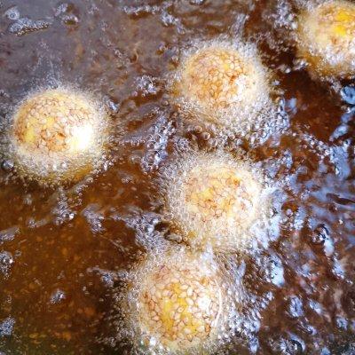 如何做炸糯米团，炸糯米油团怎么做（今天我吃光5碗饭的秘诀是南瓜糯米麻团...）