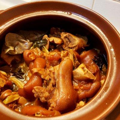 卤猪脚要怎么做好吃，卤猪脚要怎么做好吃（卤猪蹄一上桌，全家都爱吃）