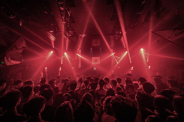 闺门。，微信头像，闺门。（闲读偶拾︱疫情清零 舞业先旺）