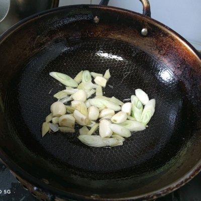 甲鱼的功效与禁忌，吃甲鱼的功效与禁忌（这么美味的红焖甲鱼都没吃过）