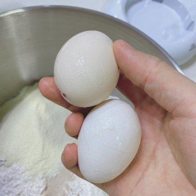 怎么做甜甜圈简单做法，怎么做甜甜圈简单做法不用烤箱（百吃不厌的家庭版甜甜圈）