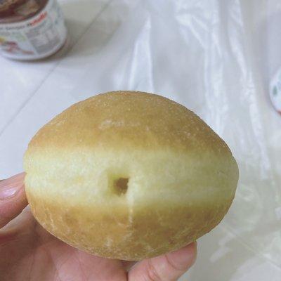 怎么做甜甜圈简单做法，怎么做甜甜圈简单做法不用烤箱（百吃不厌的家庭版甜甜圈）