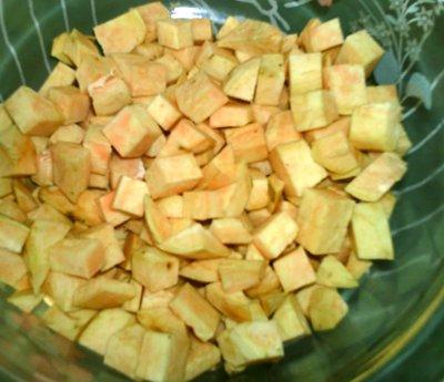红薯饼用普通面粉做法，红薯饼用什么面粉（#味达美名厨福气汁）