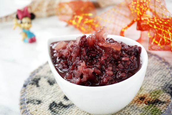 黑米粥做法，红豆黑米粥的做法（#味达美名厨福气汁）