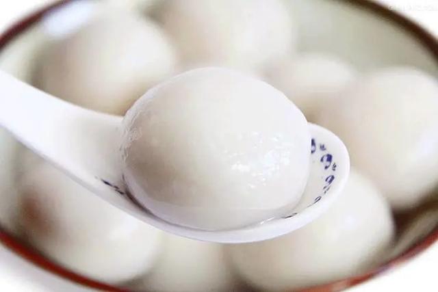 怎样煮汤圆，怎样煮汤圆不粘锅（煮汤圆的正确方式是什么）