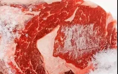 解冻肉用热水还是冷水，解冻肉用热水还是冷水快（和新鲜的一模一样）