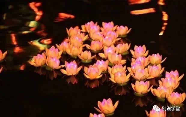 灯节是几月几日，点灯节是几月几日（厦门正月十五放灯、放河灯）