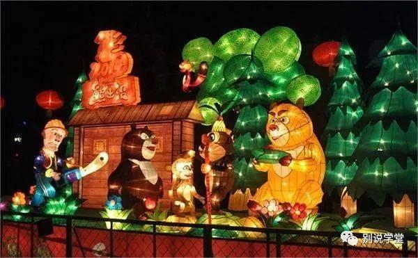 灯节是几月几日，点灯节是几月几日（厦门正月十五放灯、放河灯）