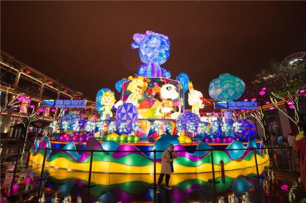 逛花灯的由来，赏花灯的由来（大唐不夜城花灯照亮好年头）