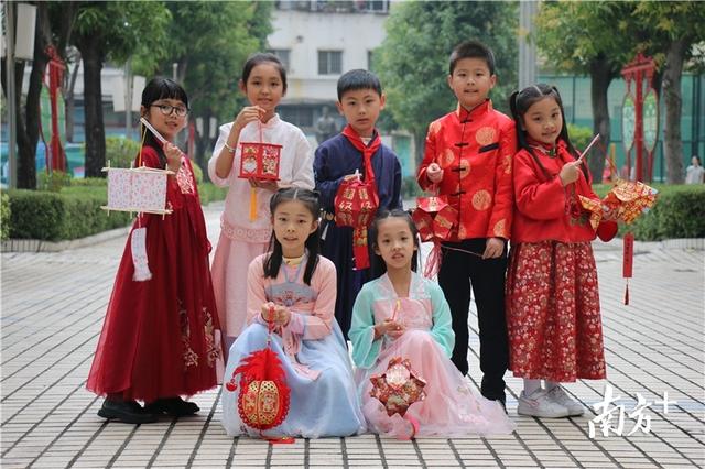 简单折纸：牛头折纸，简单折纸:牛头折纸教程（做花灯、猜灯谜……江门学子花样闹元宵）