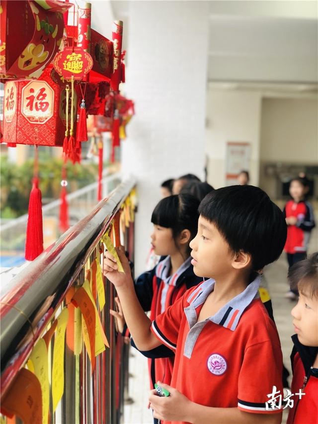 简单折纸：牛头折纸，简单折纸:牛头折纸教程（做花灯、猜灯谜……江门学子花样闹元宵）