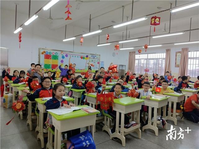 简单折纸：牛头折纸，简单折纸:牛头折纸教程（做花灯、猜灯谜……江门学子花样闹元宵）