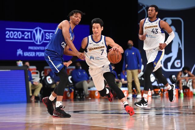 林书豪 哈佛大学，林书豪是考上哈佛大学的吗（一个美国亚裔的孤独抗争）