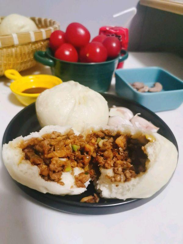 干萝卜丝包馅的做法，萝卜干做馅的做法（萝卜干肉包子健康营养、不油不腻）