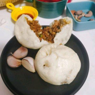 干萝卜丝包馅的做法，萝卜干做馅的做法（萝卜干肉包子健康营养、不油不腻）