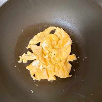 鸡蛋炒年糕简单又好吃，鸡蛋炒年糕简单又好吃窍门（10万豆友收藏的炒年糕做法）