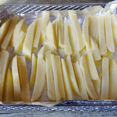 怎么做烤薯条最好吃，孩子爱吃的薯条自己做