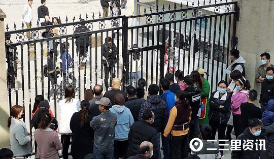 西安思源学院地址，西安思源学院在哪块（西安思源学院封校禁止学生点外卖）