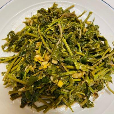 凉拌香椿的正确吃法，手残党必学菜谱之凉拌椿芽