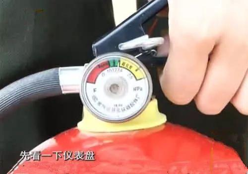 如何辨认灭火器的压力表，灭火火器压力表怎么看（鉴别消防产品，这些技能得掌握）