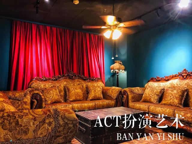 剧本杀店一个月可以赚多少，为什么现在的年轻人都喜欢剧本杀（开店月均营业额20万）