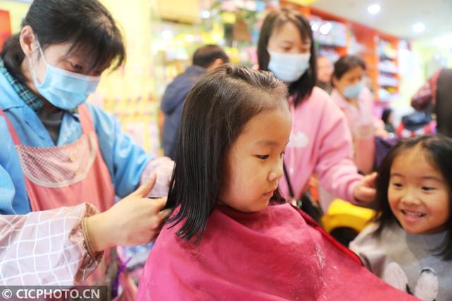 二月初二龙抬头理发，2020年2月理发吉日时间（农历二月二，龙抬头，您剃了吗）