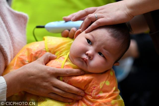 二月初二龙抬头理发，2020年2月理发吉日时间（农历二月二，龙抬头，您剃了吗）