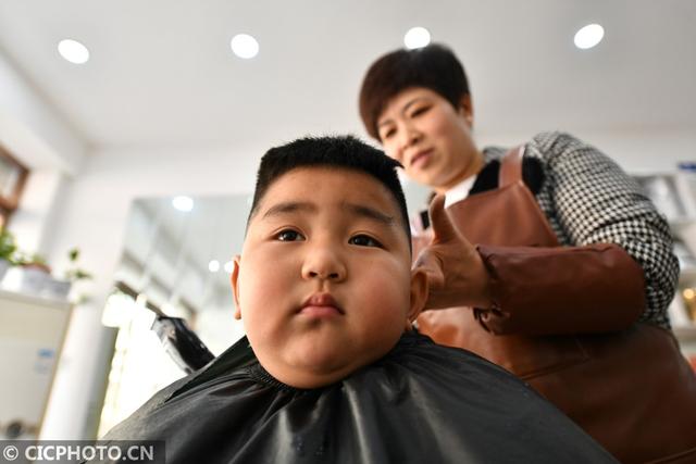 二月初二龙抬头理发，2020年2月理发吉日时间（农历二月二，龙抬头，您剃了吗）