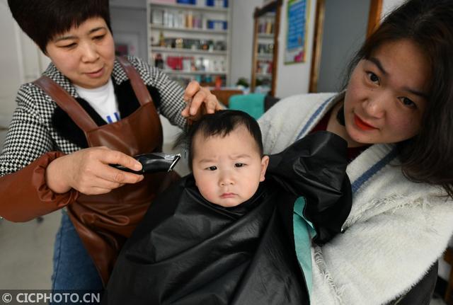 二月初二龙抬头理发，2020年2月理发吉日时间（农历二月二，龙抬头，您剃了吗）